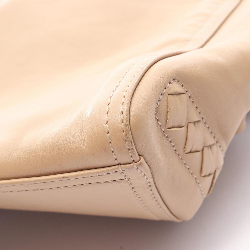 BOTTEGA VENETA Cream Leather Intrecciato Tote Bag - Picture 11 of 12
